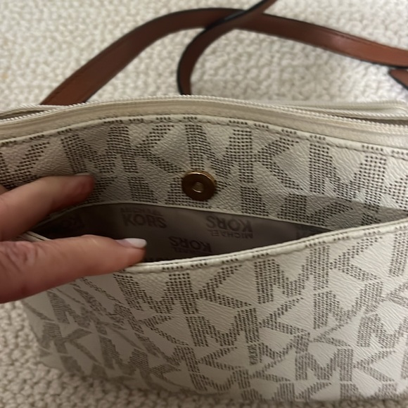 mK bag. Cross over. - Picture 7 of 8